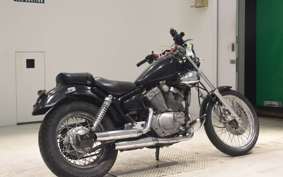 YAMAHA VIRAGO 250 2023 3DM