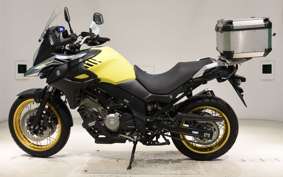 SUZUKI Vストローム650XTA 2017 C733A