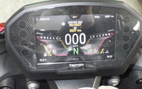 TRIUMPH STREET TRIPLE RS 2023