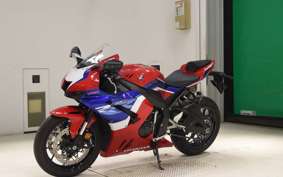 HONDA CBR1000RR R 2023 SC82