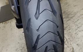 TRIUMPH TRIDENT 660 2023