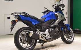 HONDA NC750X D 2016 RC90