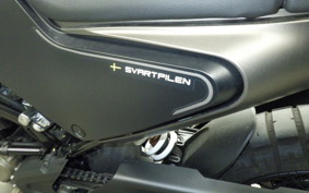 HUSQVARNA SVARTPILEN 401 2022