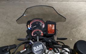 BMW F800R 2015 0B04