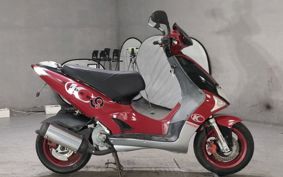 KYMCO SUPER 9S ..
