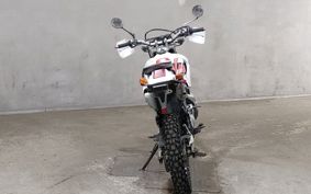 YAMAHA LANZA DT230 4TP