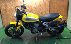 DUCATI SCRAMBLER ICON 2015