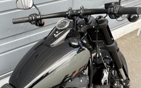 HARLEY  HARLEY FXFBS 2023 YLK