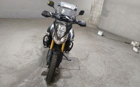 SUZUKI DL1000 ( V-Strom 1000 ) DD111