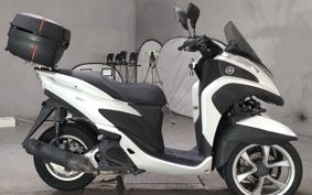 YAMAHA TRICITY 125 SE82J