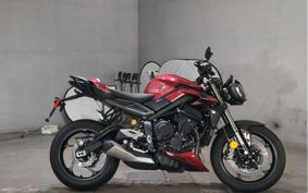 TRIUMPH STREET TRIPLE RS HDA614