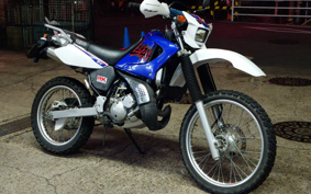 YAMAHA LANZA DT230 4TP