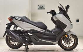 HONDA FORZA 250 MF17