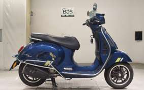 VESPA GTS300 SUPER 2024