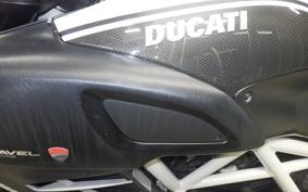 DUCATI DIAVEL 2012