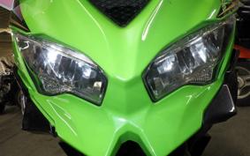 KAWASAKI ZX-25R ZX250E