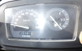 SUZUKI ADDRESS V100 CE13A