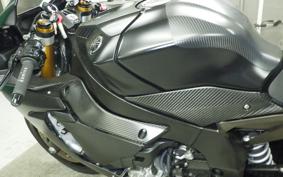 YAMAHA YZF-R1 2015