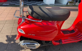 VESPA LX125