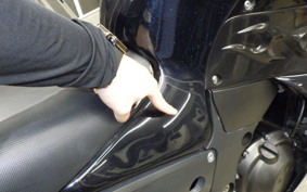 KAWASAKI ZZ1400 NINJA R 2007 ZXT40A