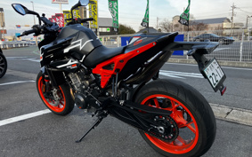 KTM 890 DUKE 2025 TU940