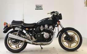 HONDA CB750 CUSTOM RC04