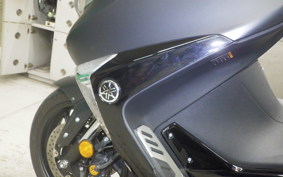 YAMAHA T-MAX 530 DX 2019 SJ15J