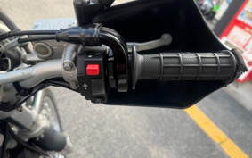 SUZUKI DJEBEL250XC SJ45A