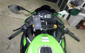 KAWASAKI ZX-25R 2022 ZX250E