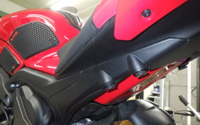 DUCATI STREETFIGHTER V4 S 2024