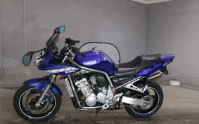 YAMAHA FZS1000 FAZER 2001 RN06