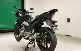 SUZUKI GSR250