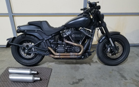 HARLEY  HARLEY FXFBS 2018 YLK