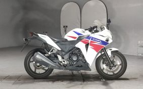 HONDA CBR250R MC41