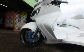 SUZUKI  SKY WAVE 650LX TRIKE  2003 CP51A..
