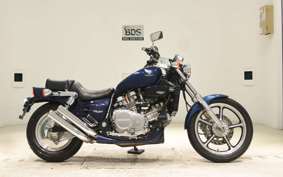 HONDA V45 MAGNA 1989 RC28