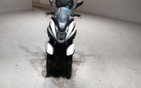 YAMAHA TRICITY 125 SE82J