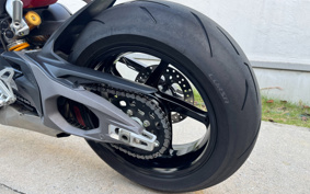DUCATI STREET FIGHTER V4S 2025 7F00