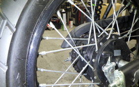 KAWASAKI W175 SE