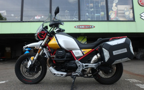 MOTO GUZZI V85 TT 2019 ZGUKW