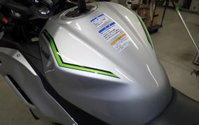 KAWASAKI NINJA7ﾊEVEﾘｯﾄﾞ 2025 CX500A
