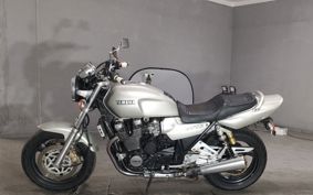 YAMAHA XJR1200 1995 4KG