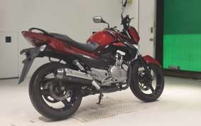 SUZUKI GSR250