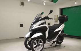 YAMAHA TRICITY 125 SE82J