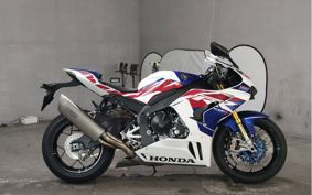 HONDA CBR1000RR RSP SC82