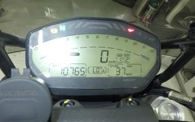 DUCATI MONSTER 821 2015
