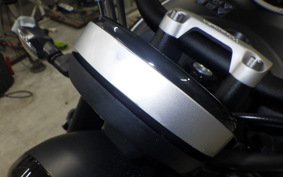 TRIUMPH TRIDENT 660 2022