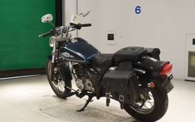 SUZUKI GZ250 Marauder