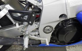 SUZUKI GSX-R1000 2001