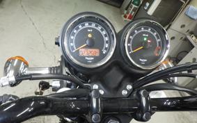 TRIUMPH BONNEVILLE T100 2014